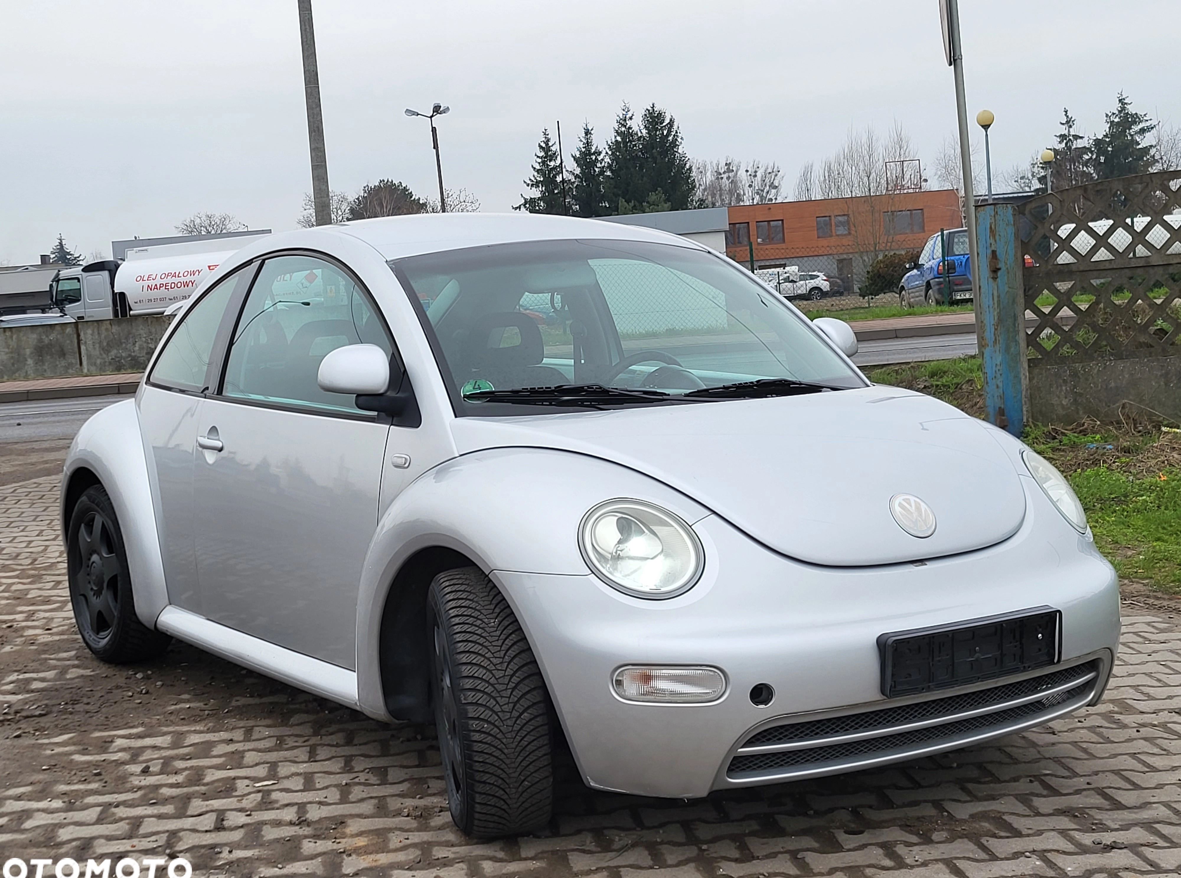 Volkswagen New Beetle cena 6900 przebieg: 165000, rok produkcji 1999 z Połaniec małe 379